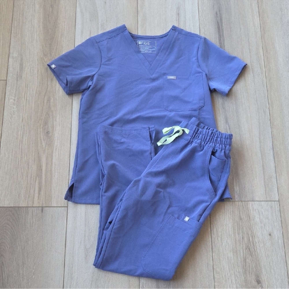 Figs Space Navy Catarina Scrub Top Dowa Scrubs Small